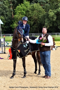 Polly Gains First Win at Bolesworth